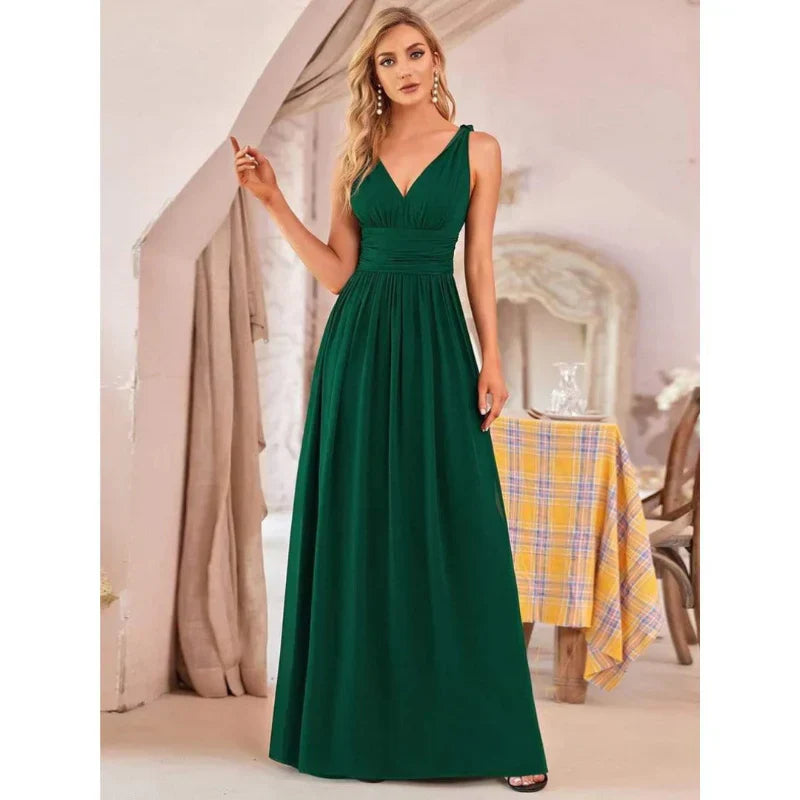 Women V-neck Dress | Sleeveless Maxi Length Silhouette Design